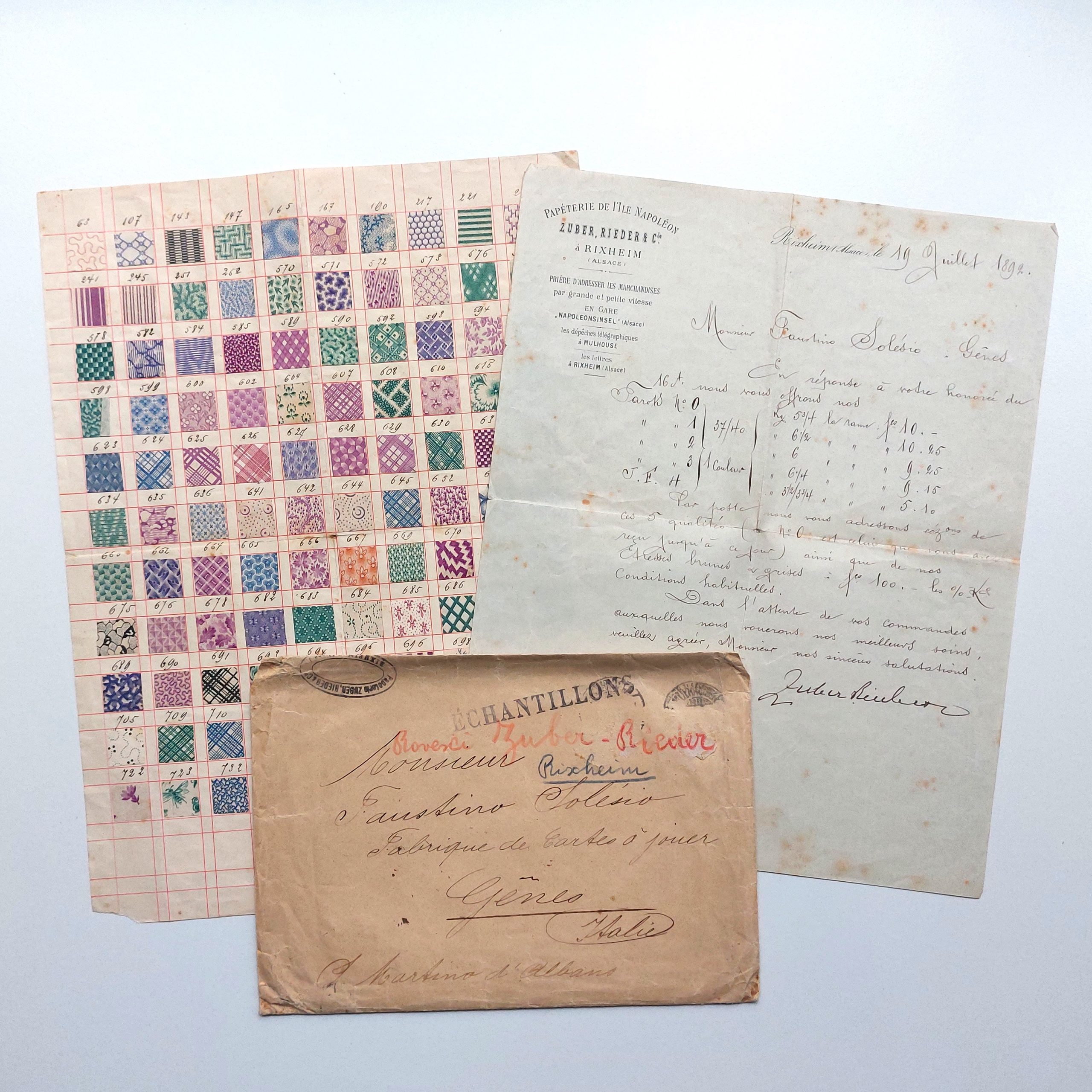 Ensemble d'échantillons et une lettre au cartier génois Faustino Solesio.