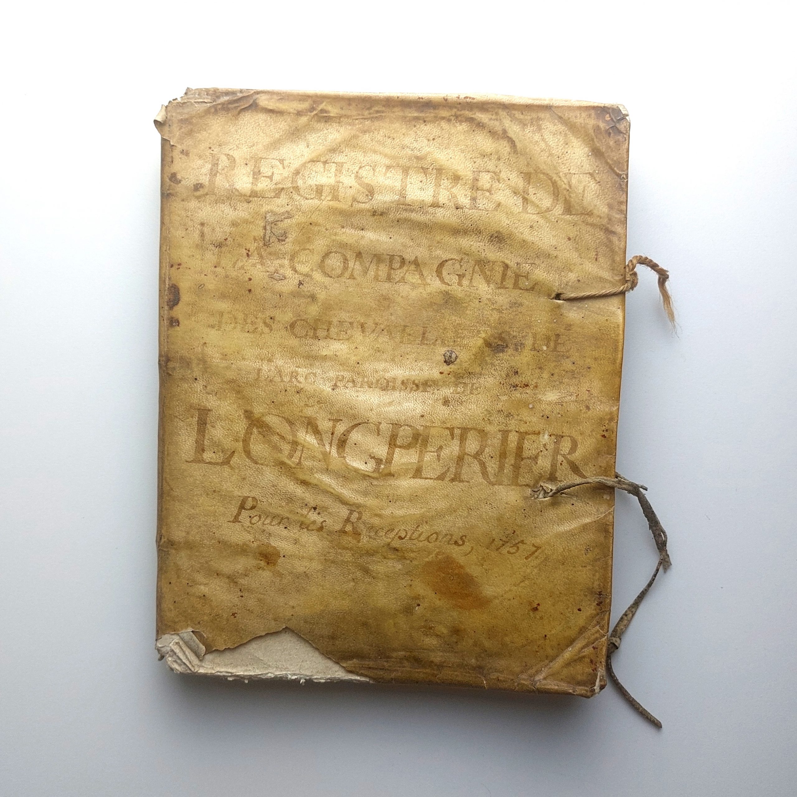 Registre de la Compagnie des chevaliers de l'arc. Paroisse de Longperier, pour les réceptions.