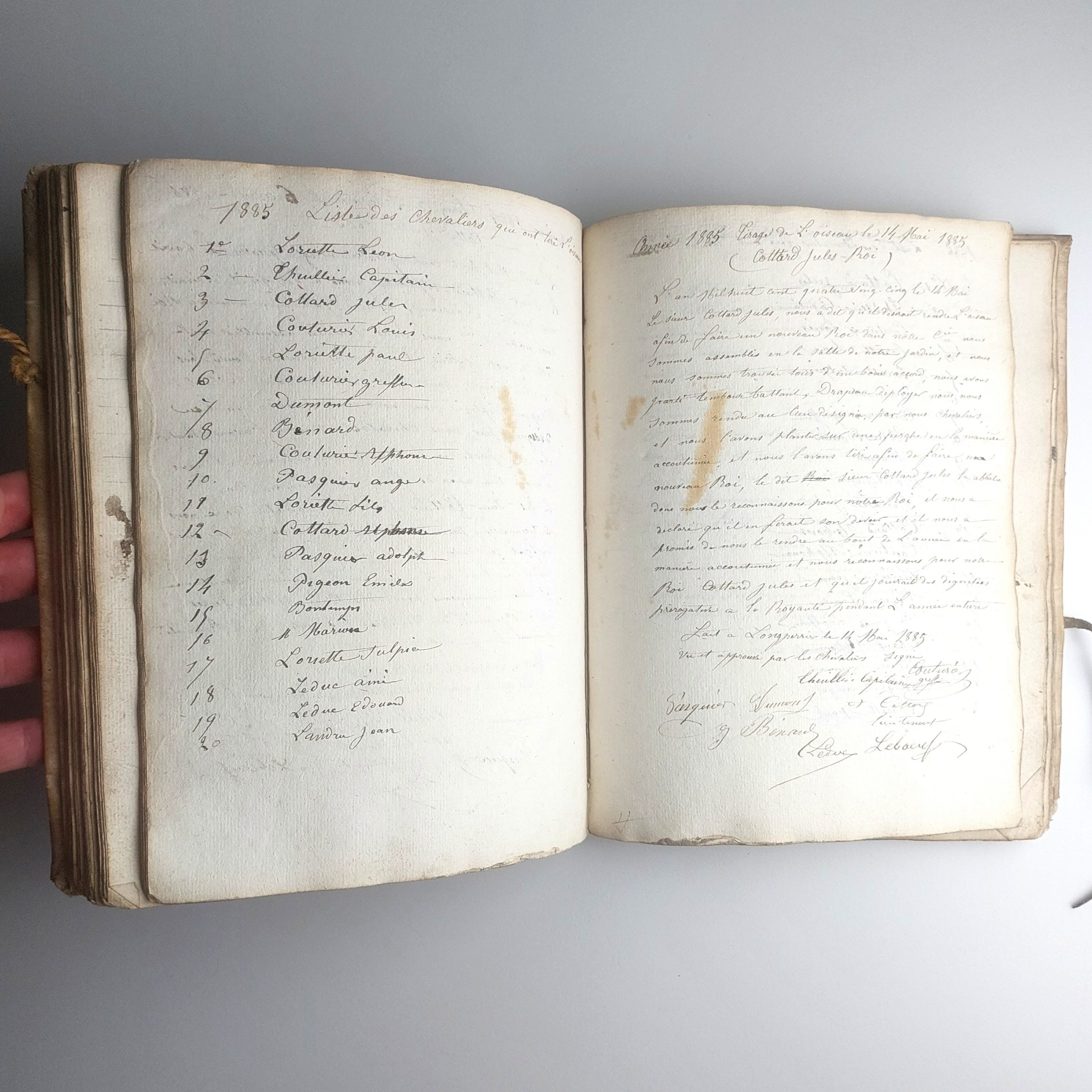 Registre de la Compagnie des chevaliers de l'arc. Paroisse de Longperier, pour les réceptions. – Image 8