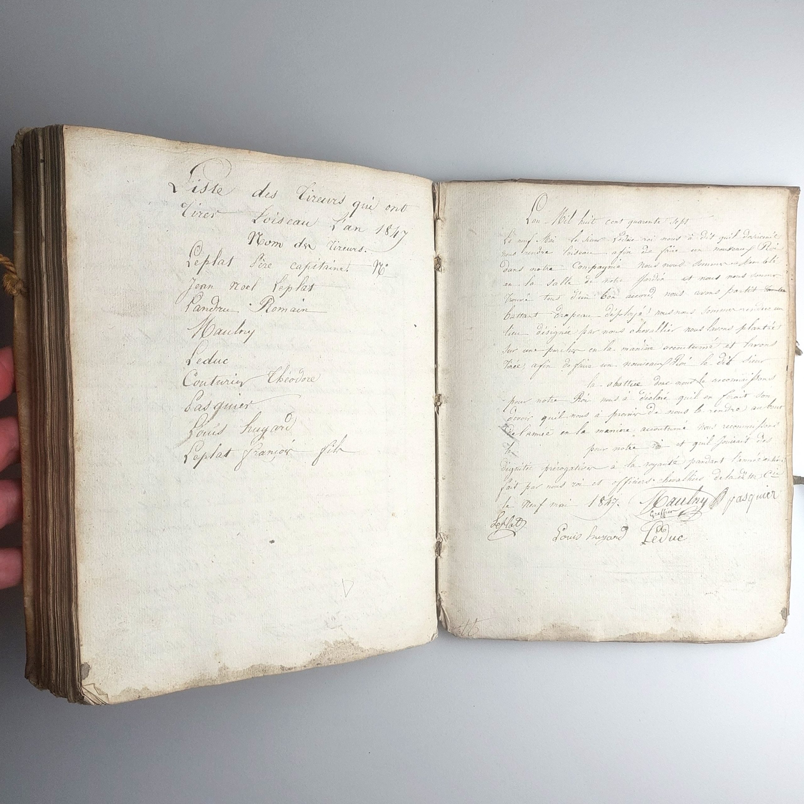 Registre de la Compagnie des chevaliers de l'arc. Paroisse de Longperier, pour les réceptions. – Image 10