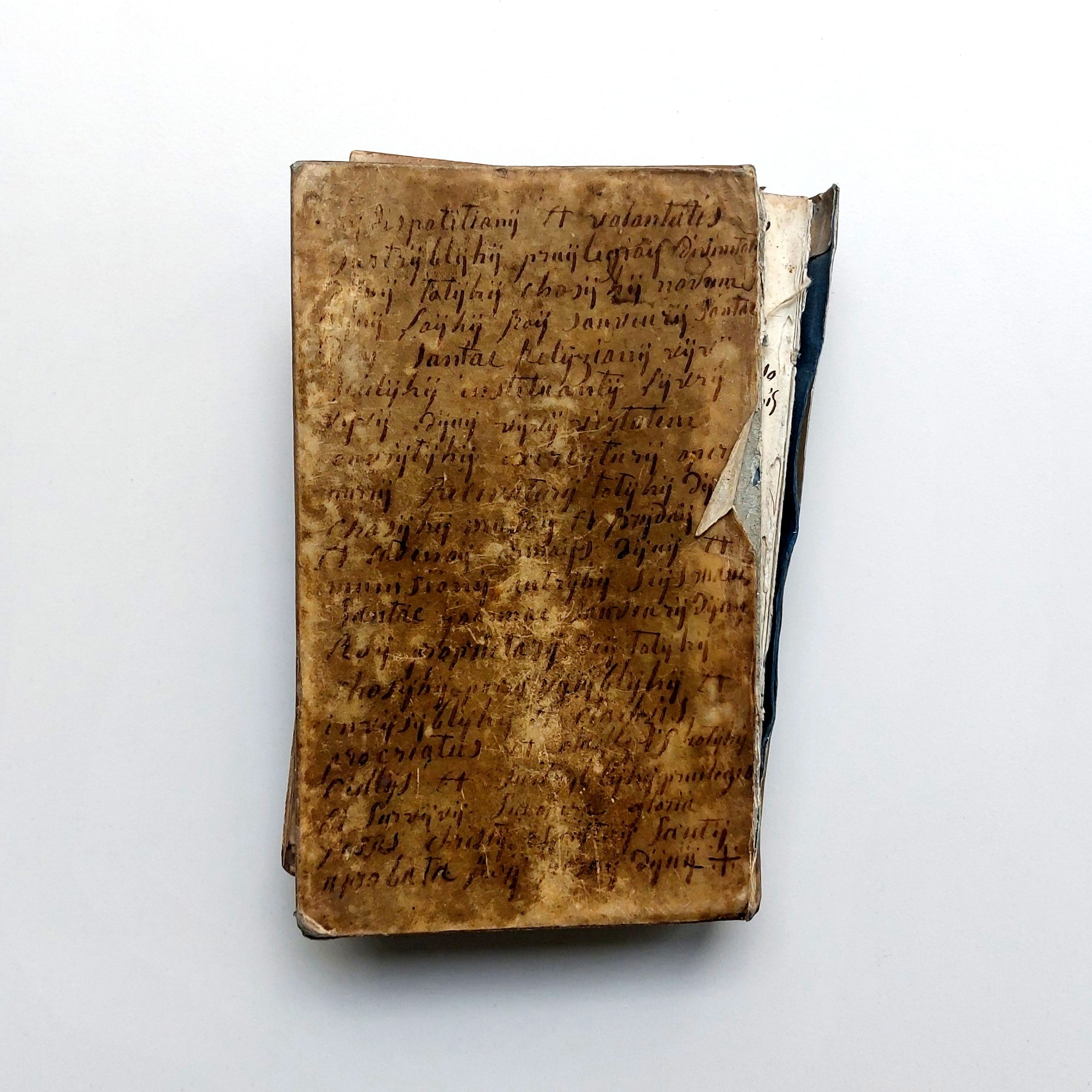 Curieux manuscrit religieux dont on peine à saisir le sens. – Image 15